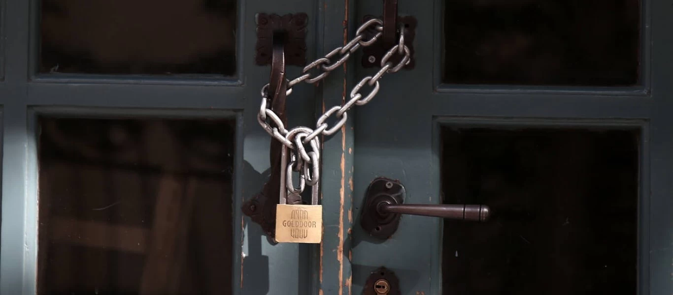 Εντατικοί έλεγχοι στα μαγαζιά για τη μη χρήση μάσκας - «Βροχή» τα πρόστιμα